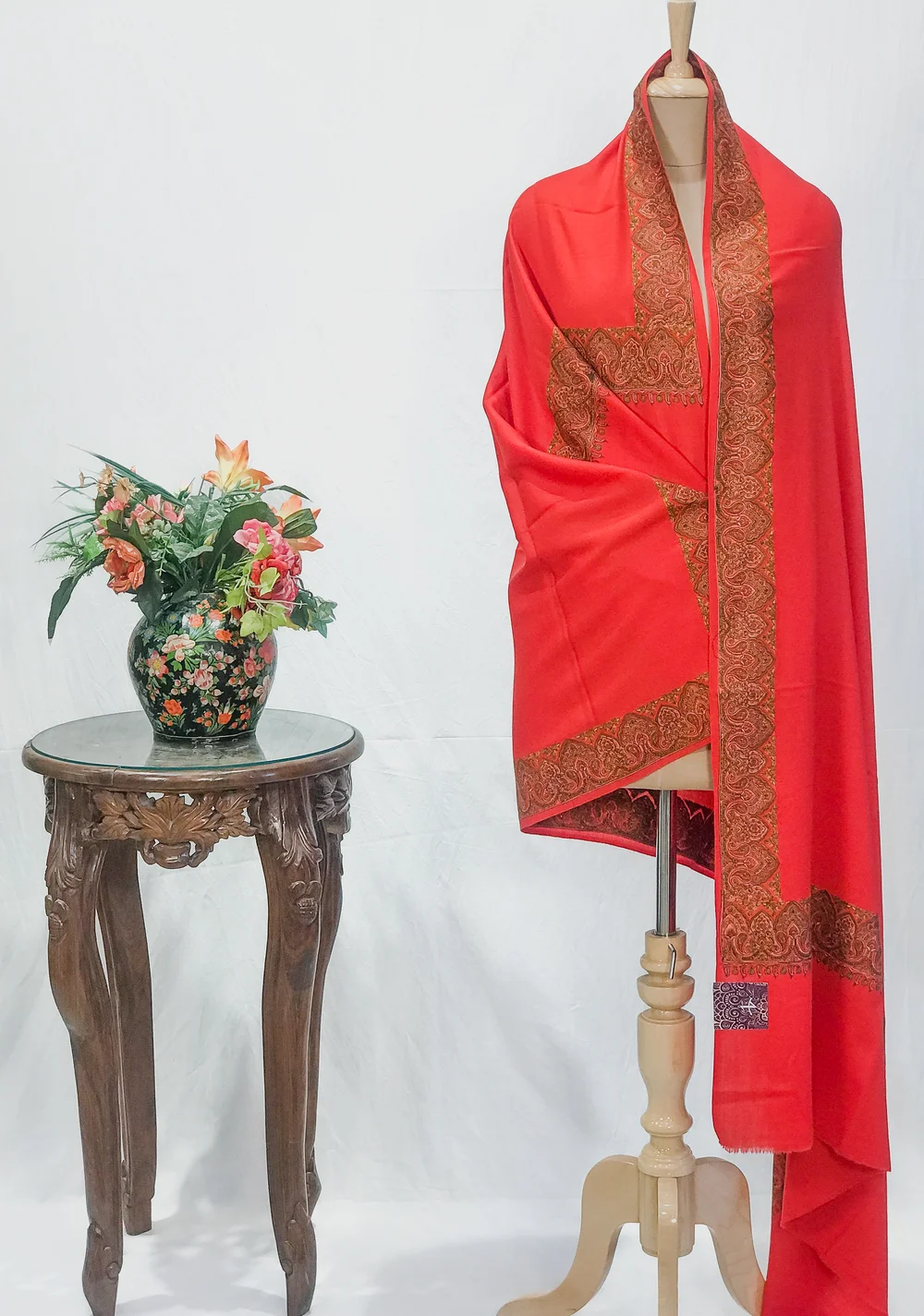 Red Soft Fine Wool Shawl with Sozni Embroidery (Paisley) Red Soft Fine Wool Shawl with Sozni Embroidery (Paisley)