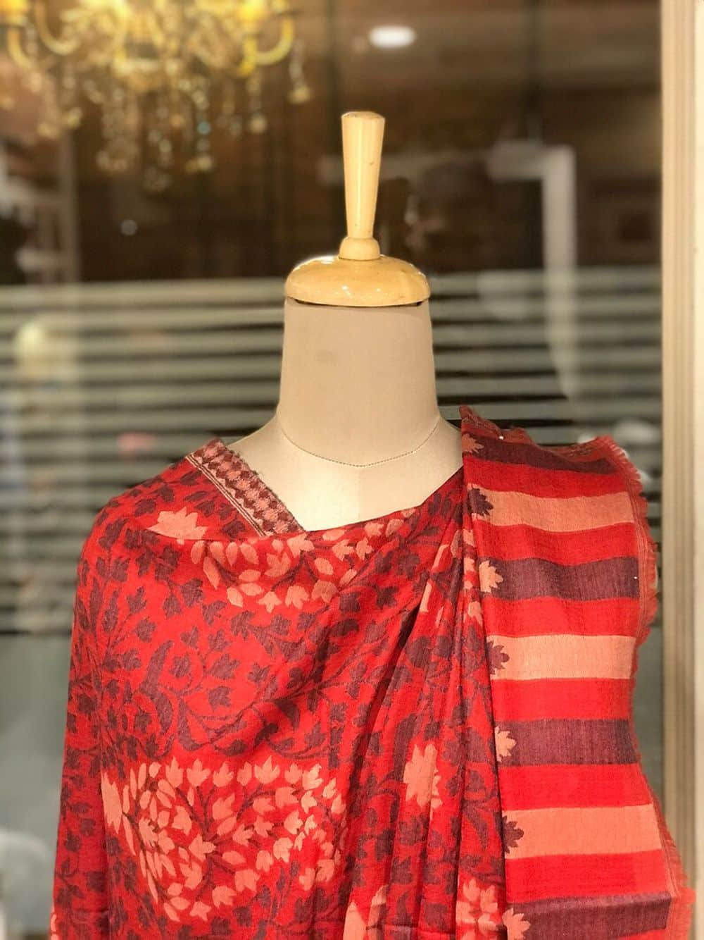 iRed Fine Wool Beige Kani Scarf l_794xN.2195789173_bcvh_result Red Fine Wool Beige Kani Scarf