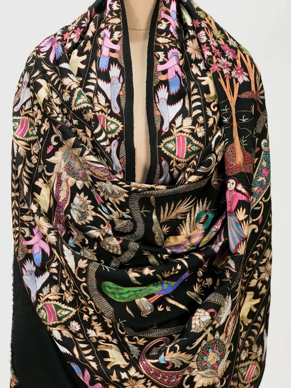 Black Pure Pashmina Shawl With Tilla Jaal Hand Embroidery front Black Pure Pashmina Shawl With Tilla Jaal Hand Embroidery front