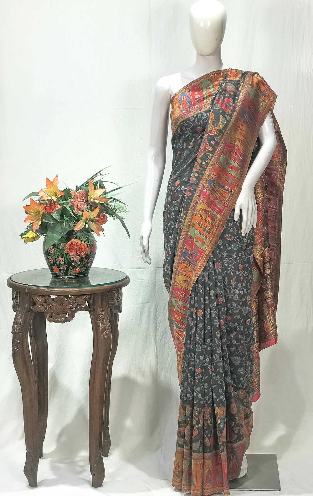 Dark Grey Modal Silk Kani Saree with Floral Design Dark Grey Modal Silk Kani Saree with Floral Design