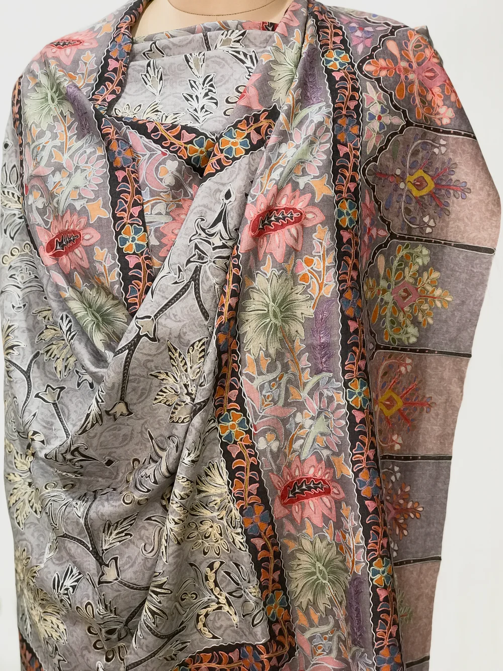 Grey Fine Wool Kalamkari Stole with Pastel Multi-Colour Embroidery front Grey Fine Wool Kalamkari Stole with Pastel Multi-Colour Embroidery front