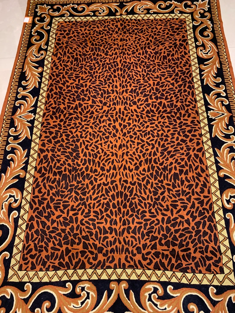 Chain-Stitch Home Decor Cheetah Pattern Rug front Chain-Stitch Home Decor Cheetah Pattern Rug front