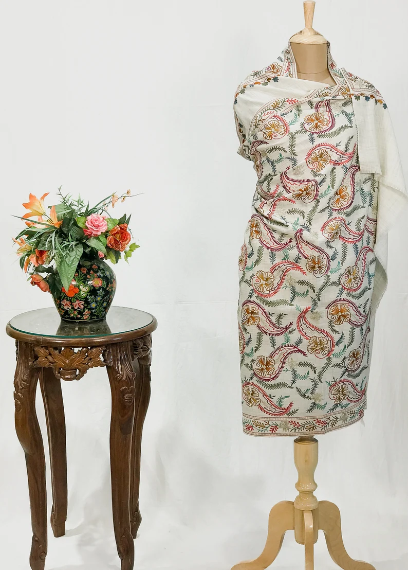 Off-White Pure Wool Shawl with Silk Thread Aari and Zari Jaal Embroideryr Off-White Pure Wool Shawl with Silk Thread Aari and Zari Jaal Embroidery