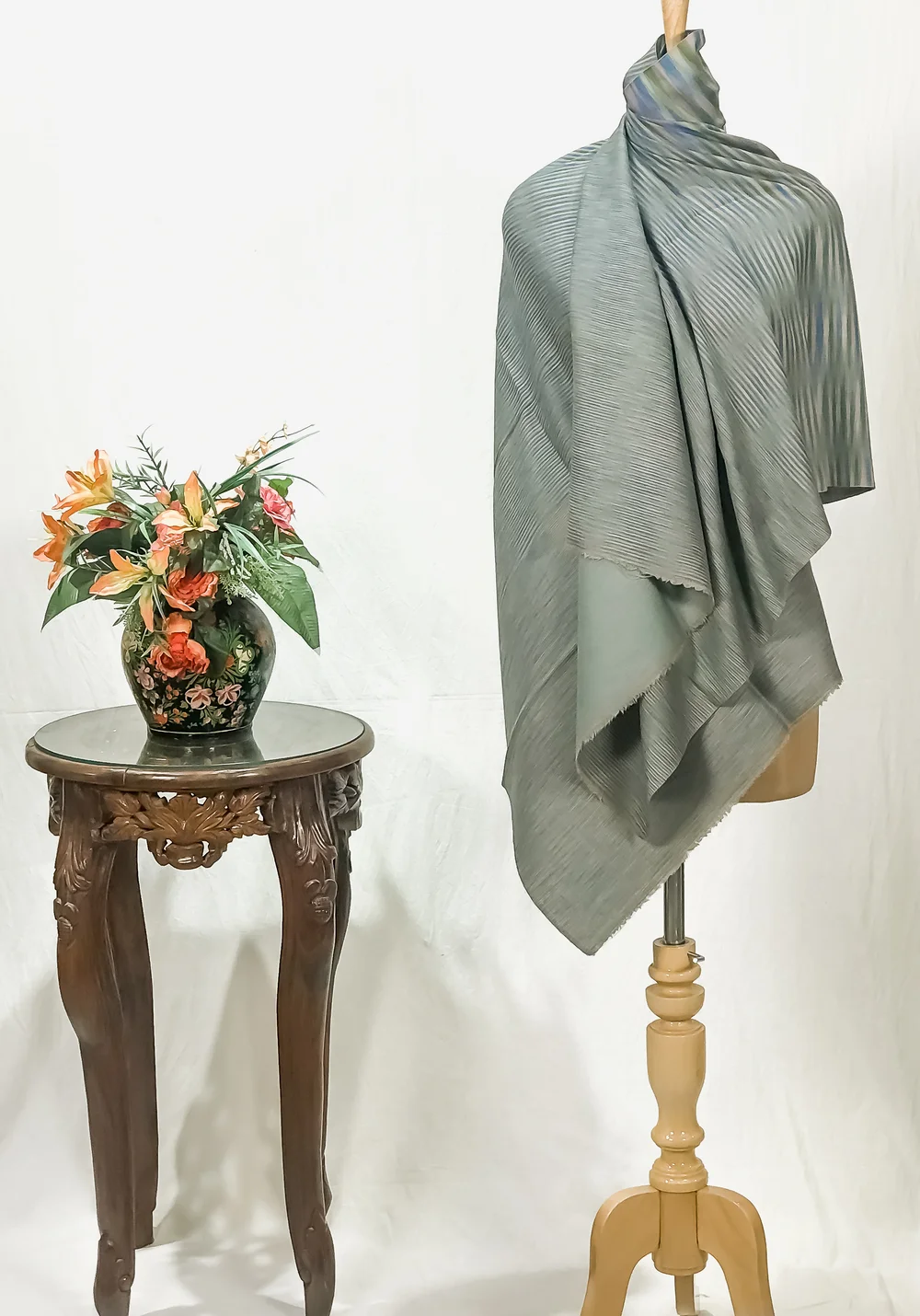 Multi-Coloured Space Dye Pure Pashmina Stole Multi-Coloured Space Dye Pure Pashmina Stole