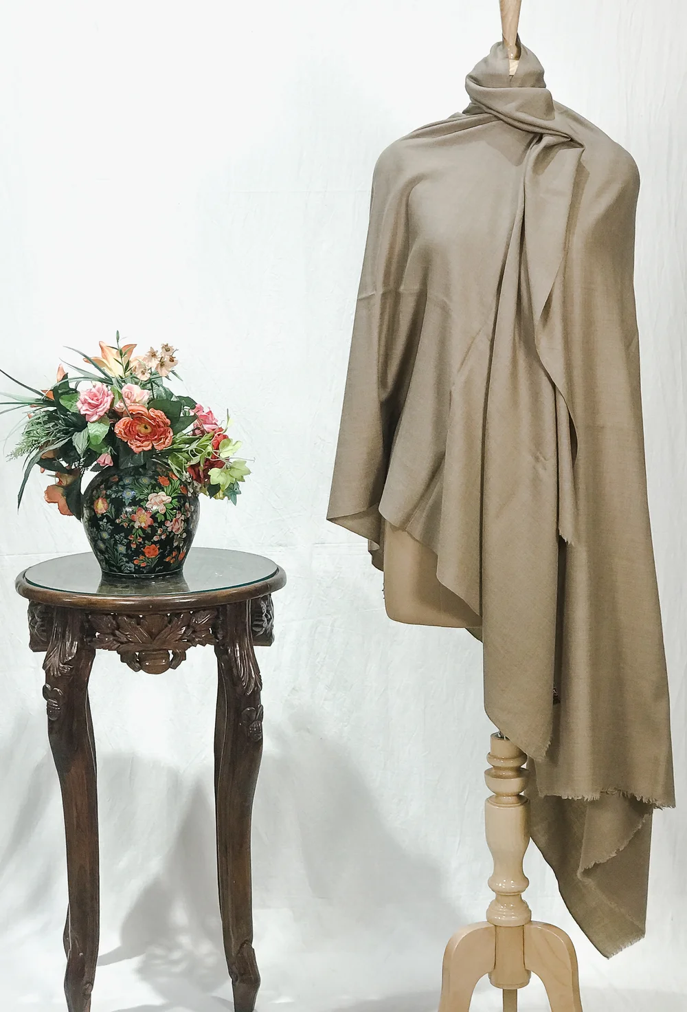 Beige Pure Pashmina Shawl Beige Pure Pashmina Shawl