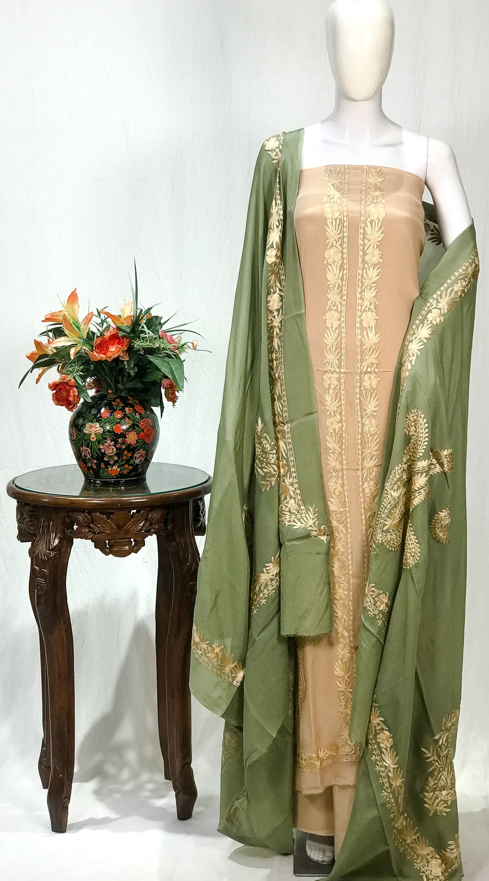 Silk Thread Kashmiri Aari Work Fashion Show Suit front Silk Thread Kashmiri Aari Work Fashion Show Suit front