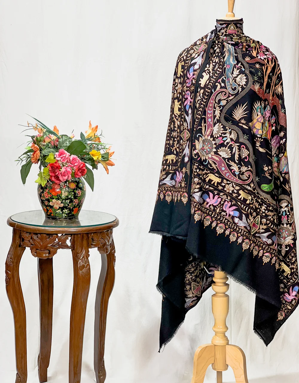 Black Pure Pashmina Shawl With Tilla and Thread Jaal Hand Embroidery Black Pure Pashmina Shawl With Tilla and Thread Jaal Hand Embroidery