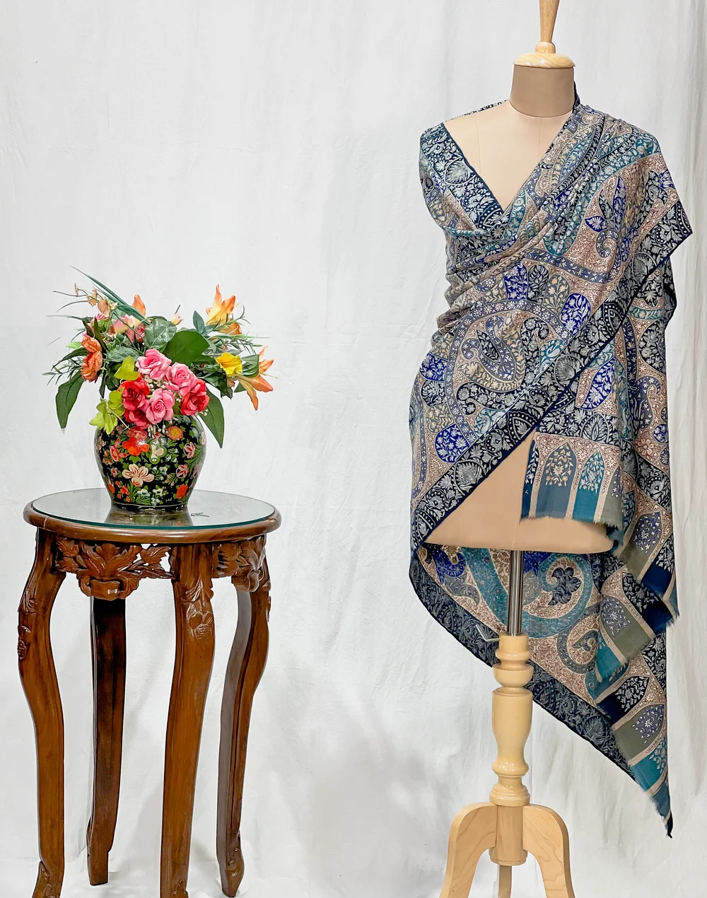 Beige Pure Pashmina Shawl with Multi-Colour Kalamkari Hand Embroidery Beige Pure Pashmina Shawl with Multi-Colour Kalamkari Hand Embroidery