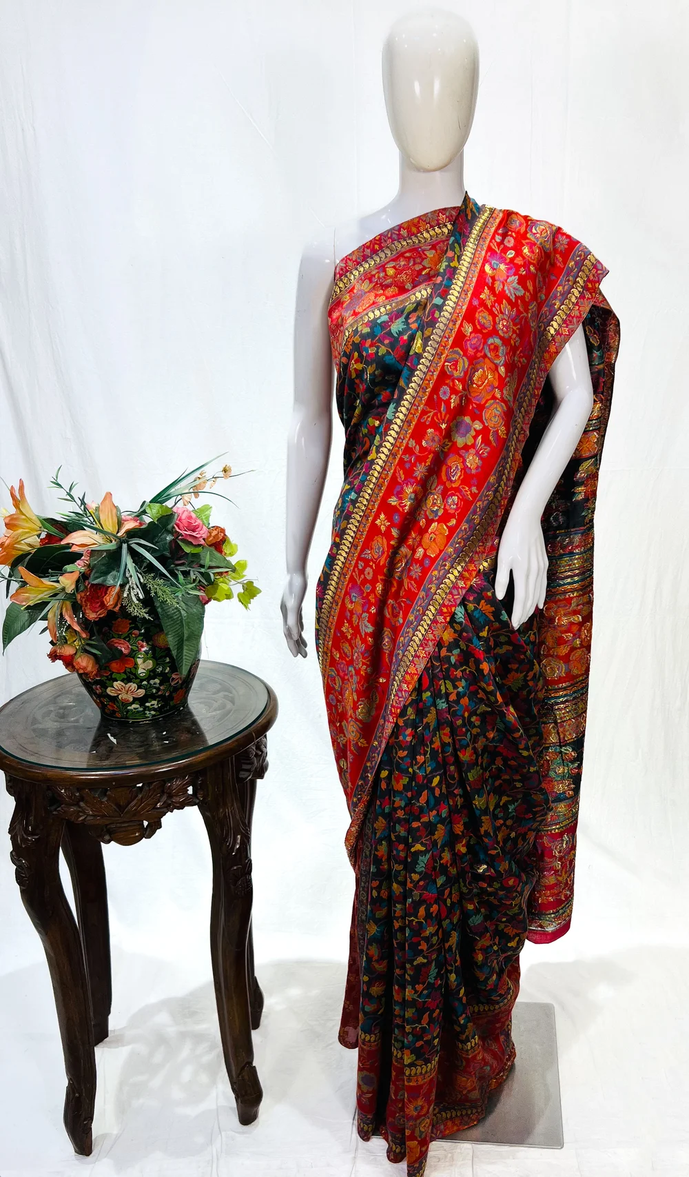 Grey Modal Silk Kani Saree With Floral Design