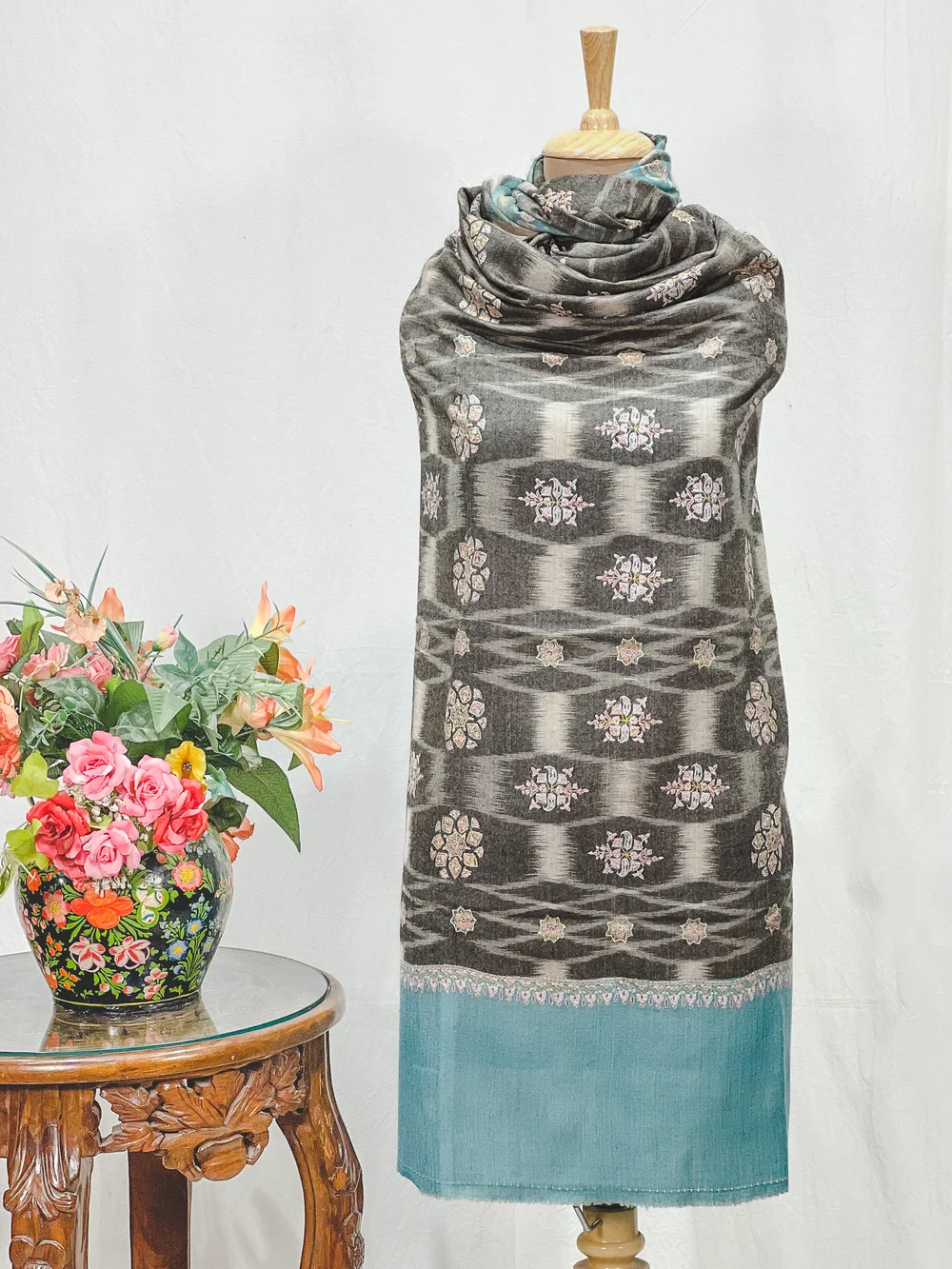 Pure Pashmina Grey Ikat Shawl With Floral Hand Embroidery Pure Pashmina Grey Ikat Shawl With Floral Hand Embroidery