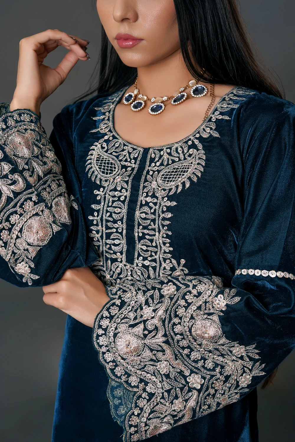 Kashmiri Velvet Kurta with Tilla Embroidery