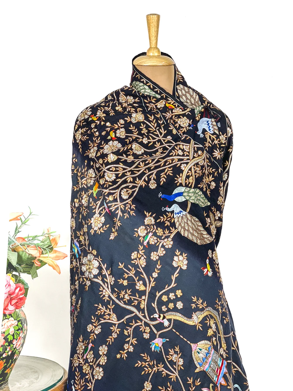 Black And Grey Ombre Pure Pashmina Shawl With Tilla Jaal Embroidery Black And Grey Ombre Pure Pashmina Shawl With Tilla Jaal Embroidery