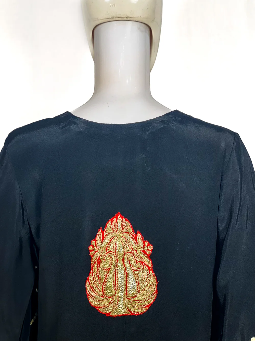 Natural Crepe Kurti with Tilla Machine Embroidery