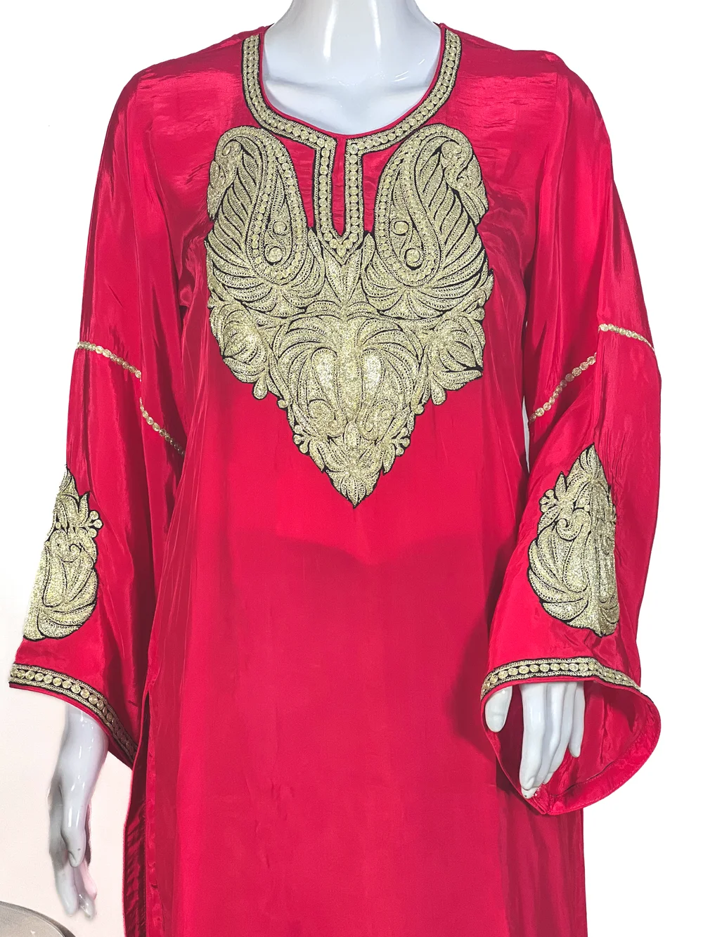 Natural Crepe Kurti with Tilla Machine Embroidery