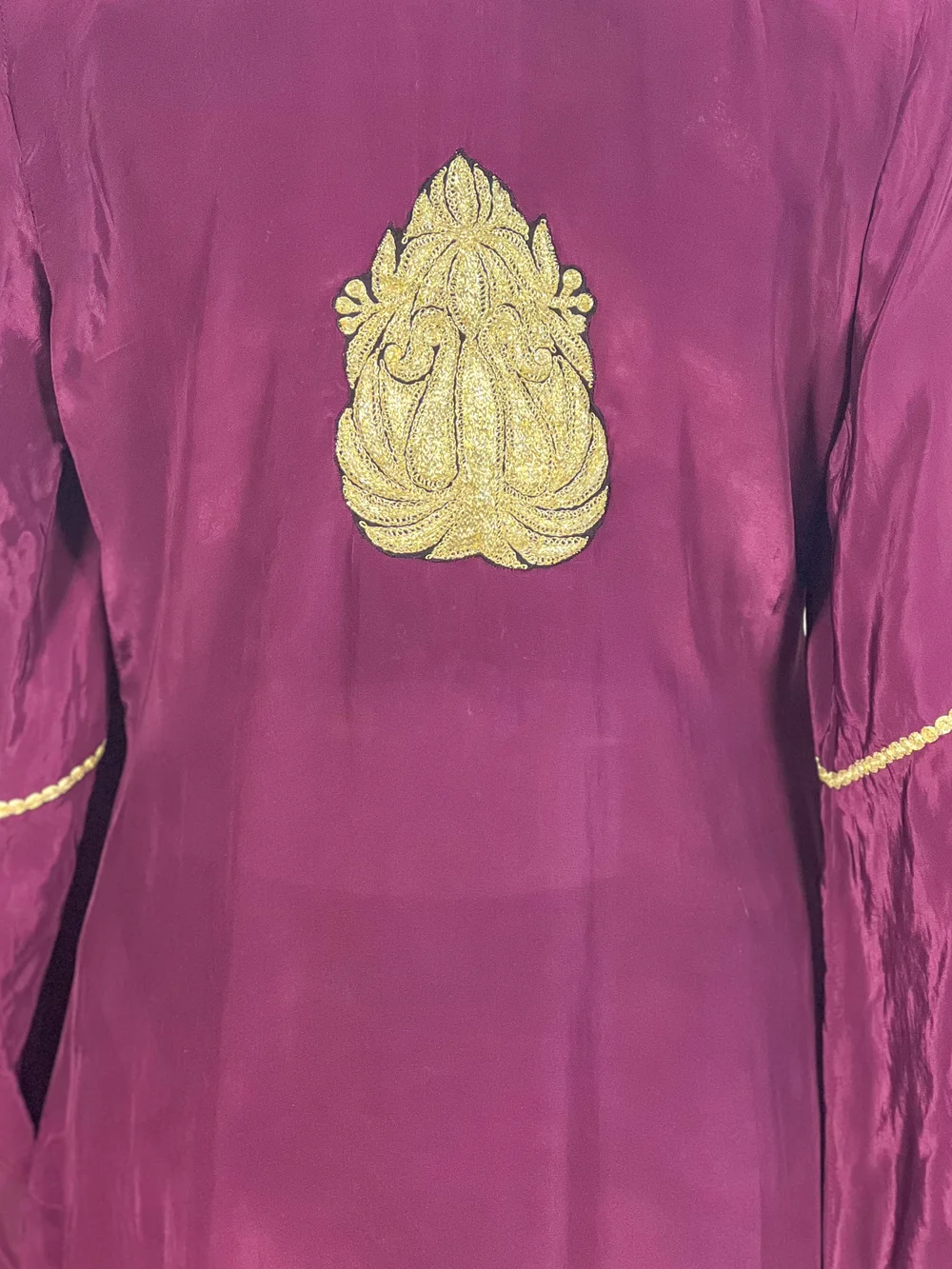 Natural Crepe Kurti with Tilla Machine Embroidery