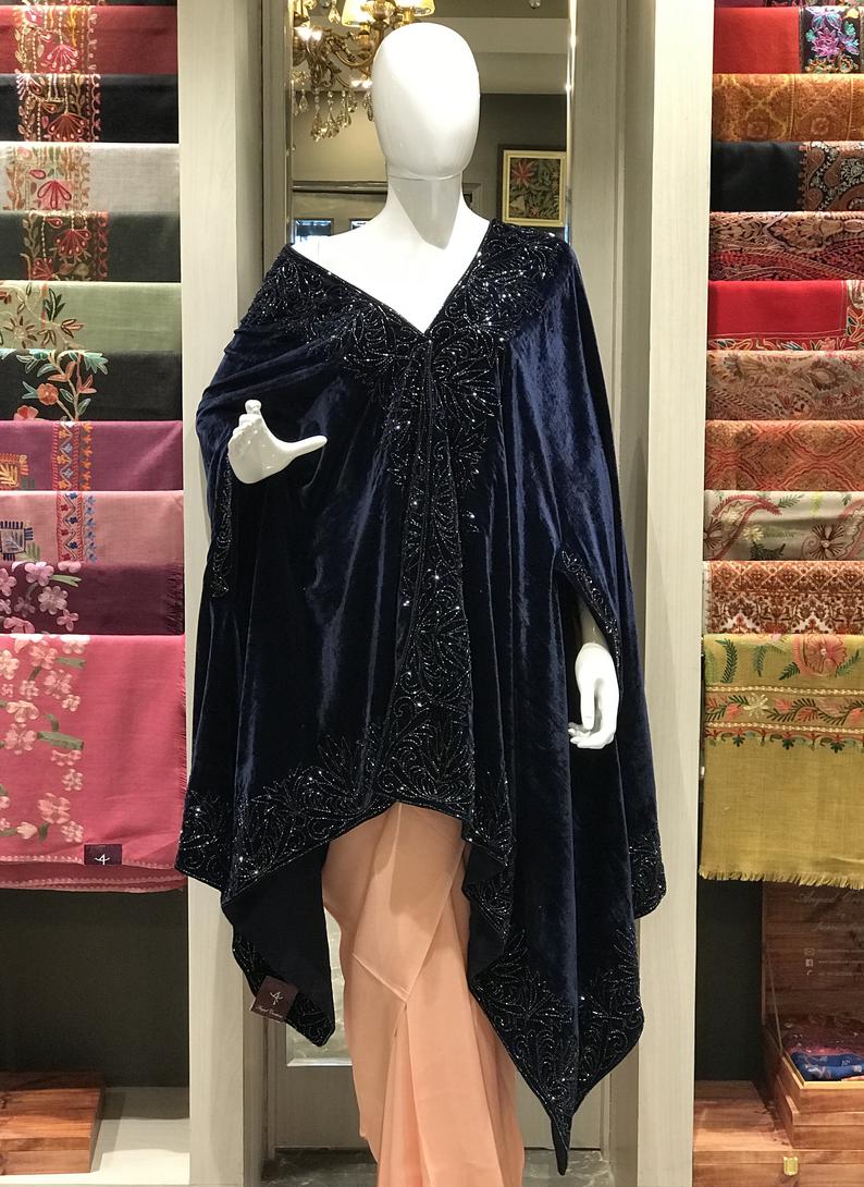 il_794xN.2127804546_x8xv Velvet Cape Shawl With Hand Kardana Work complete