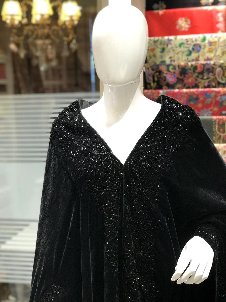 il_794xN.2152828811_6u2d Hand Kardana Work cape shawl