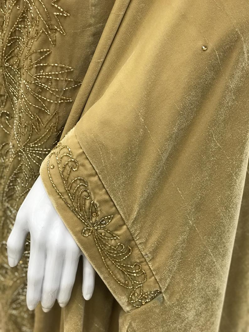 il_794xN.2168853592_h1yr Velvet Cape Shawl