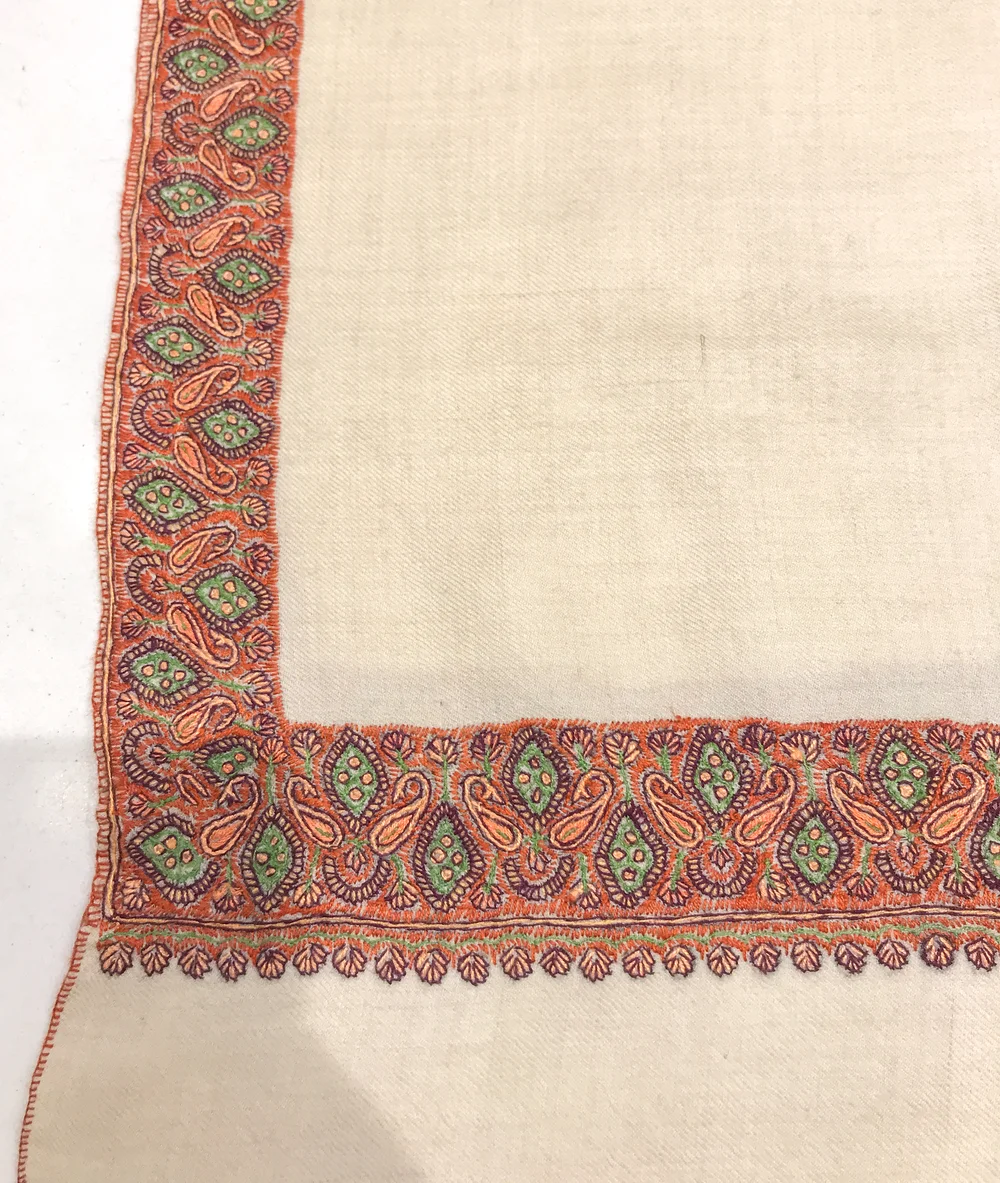 Cream Gents Pure Pashmina Shawl With Sozni Hand Embroidery