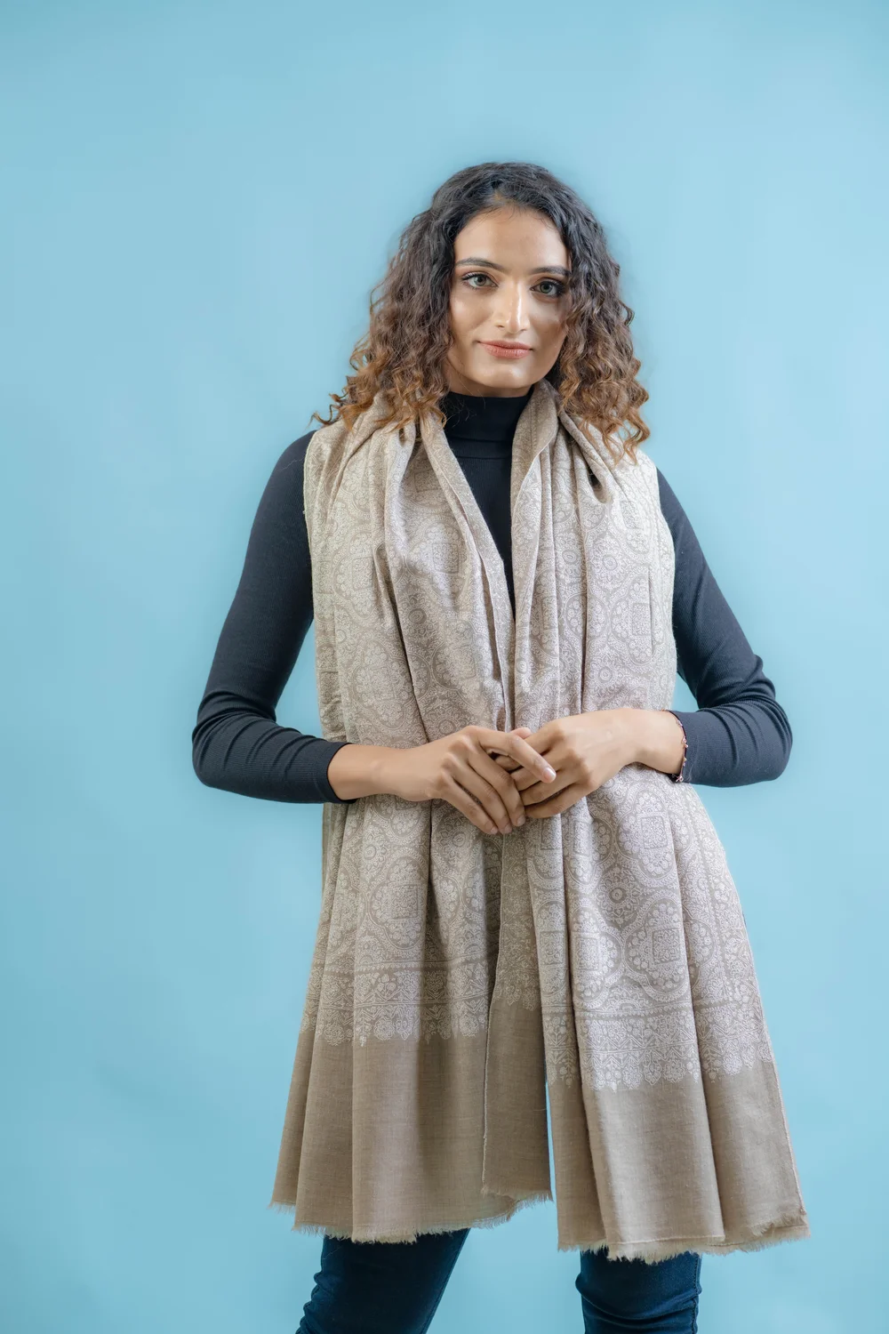 Pure Pashmina Women Kashmiri Sozni Jaal Shawl