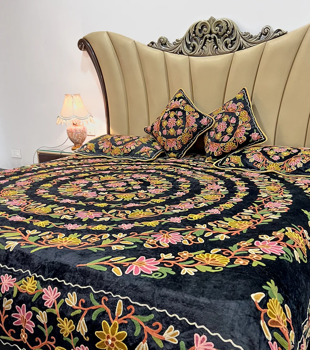 Black Velvet Bed Cover with Floral Design Aari Embroidery Black Velvet Bed Cover with Floral Design Aari Embroidery