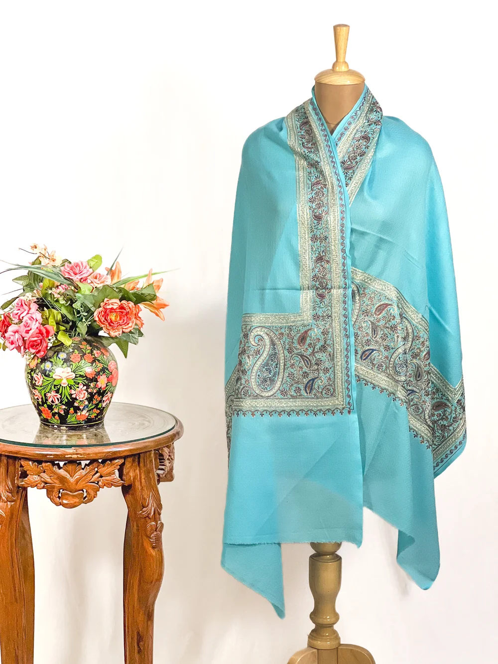 Pure Wool Stole with Zari and Thread Embroidery Pure Wool Stole with Zari and Thread Embroidery