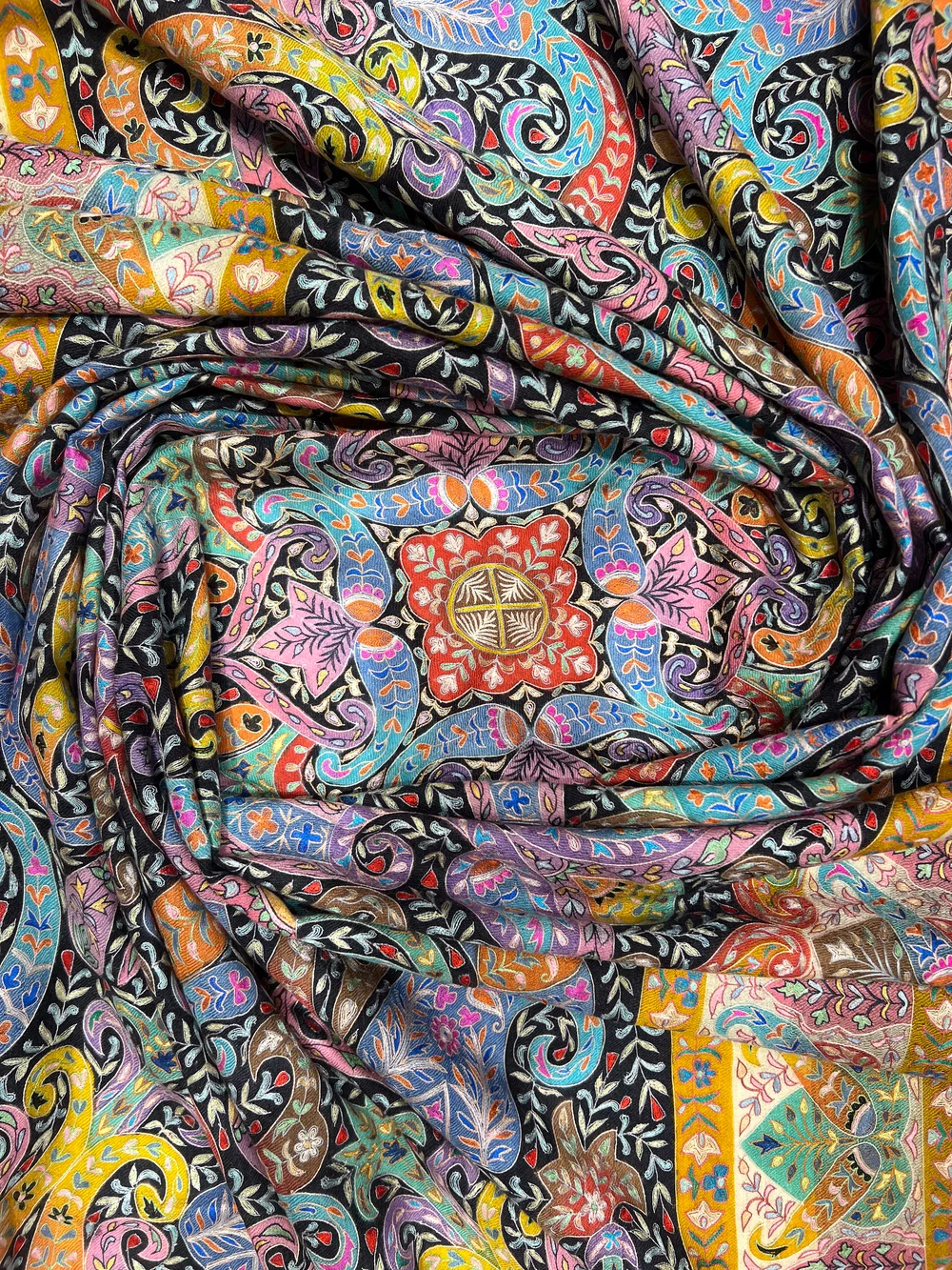 Multi-Colour Kalamkari Hand Embroidery Pure Pashmina Shawl