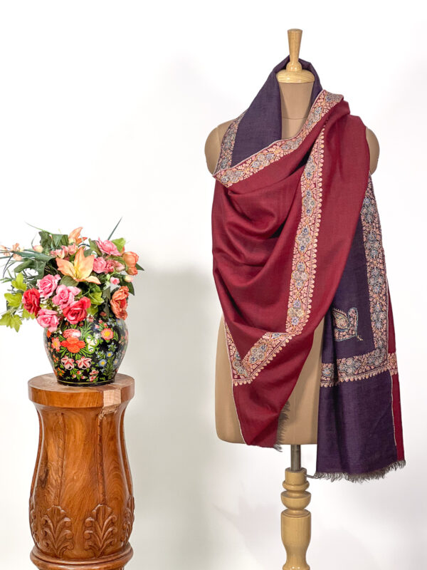 Reversible Pure Pashmina Shawl With Sozni Hand Embroidery