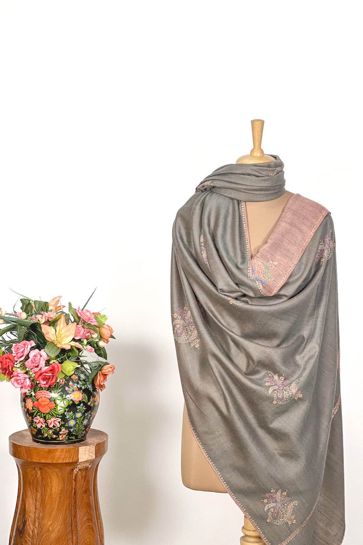 Reversible Pure Pashmina Sozni Hand Embroidered Shawl