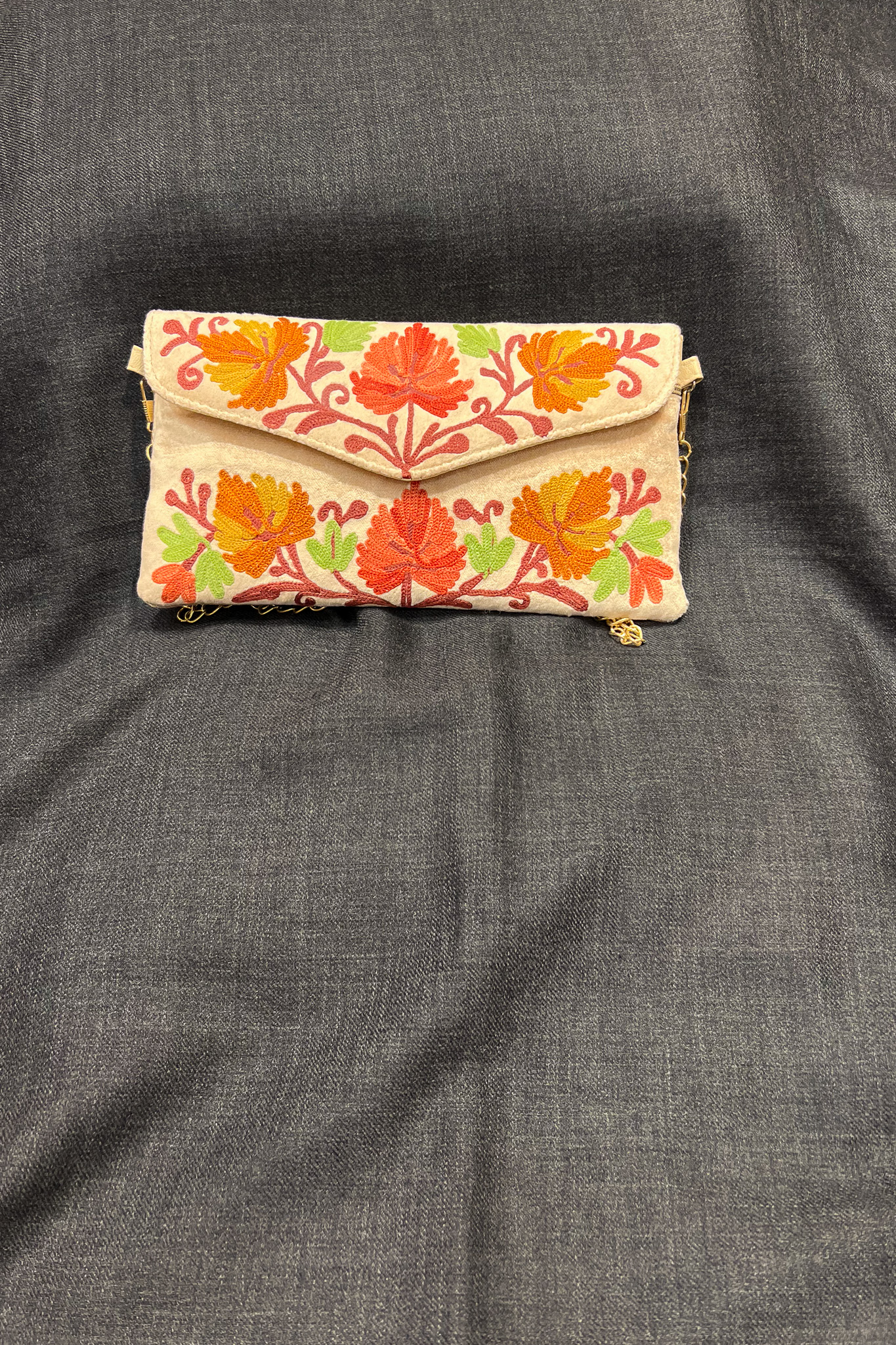 Cream Kashmiri Velvet Aari Embroidered Women Clutch Bag