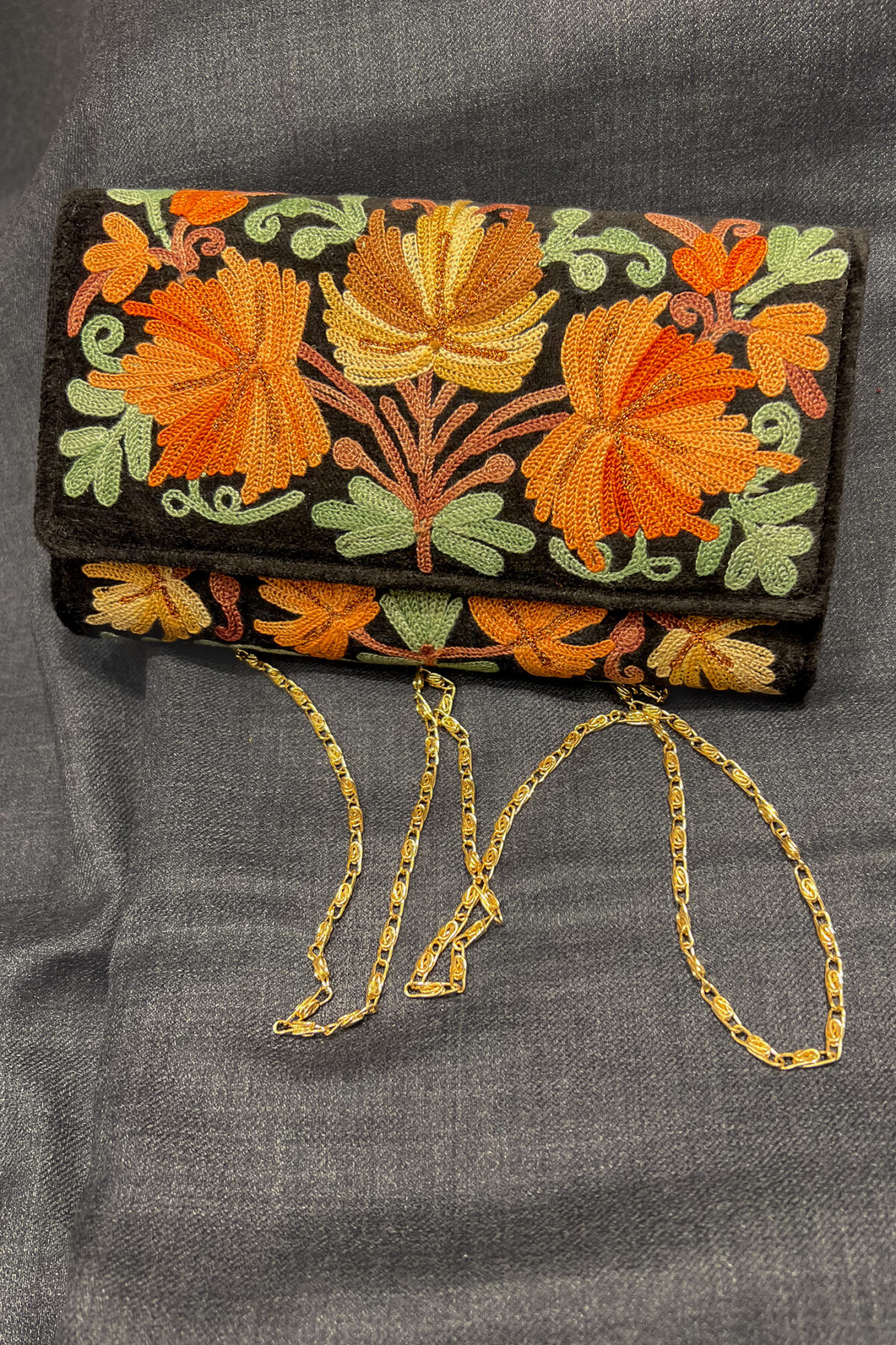 Black Velvet Aari Embroidered Kashmiri Clutch Bag