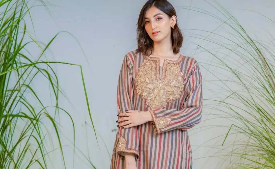 women wearing striped wool kashmiri phiran