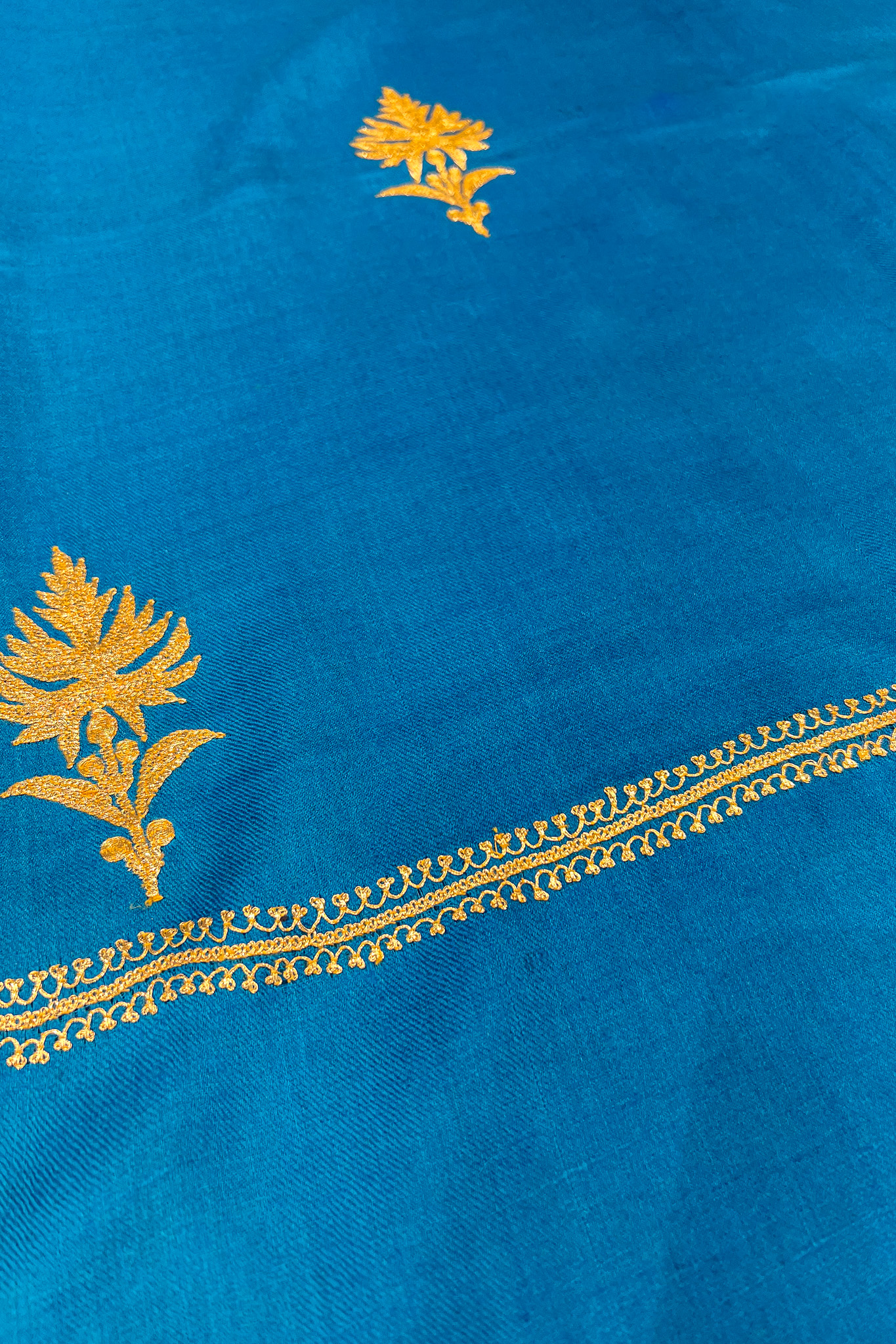 Ferozi Pure Pashmina Tilla Hand Embroidered Stole