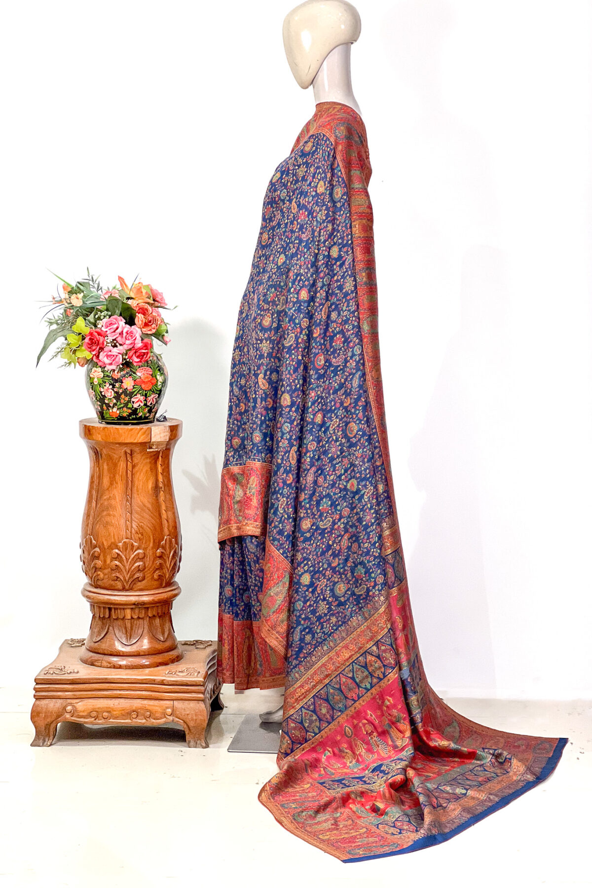 Modal Silk Navy Blue Kani Saree With Floral Pattern