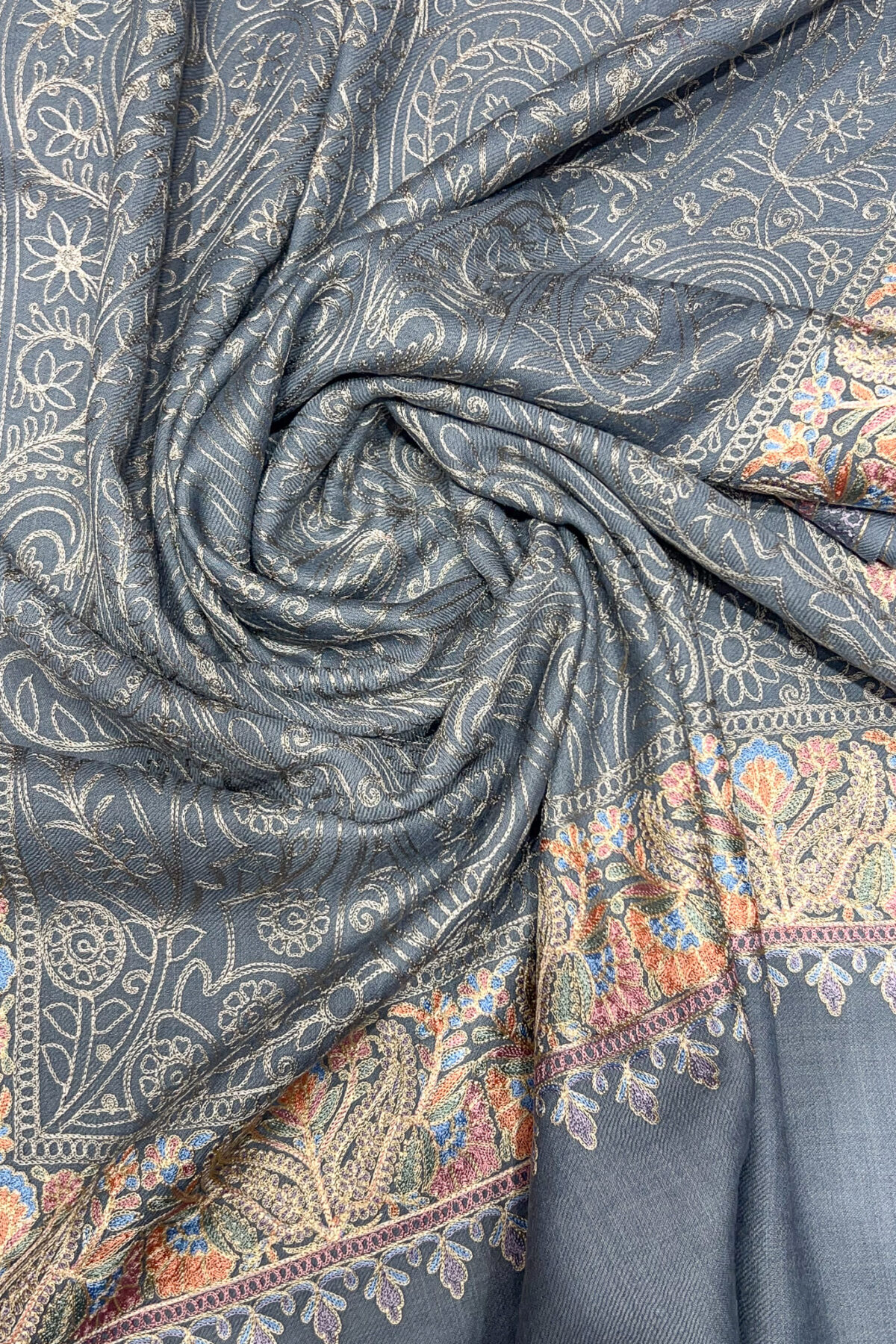 Women Kashmiri Wool Stole with Thread Jaal Embroidery